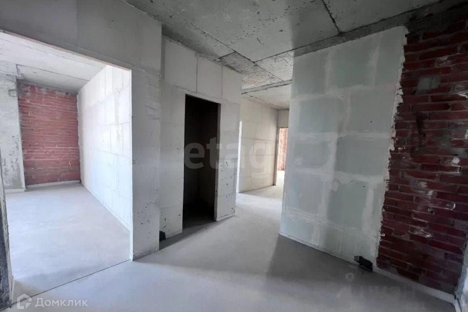 Продаётся 4-комнатная квартира, 120 м²