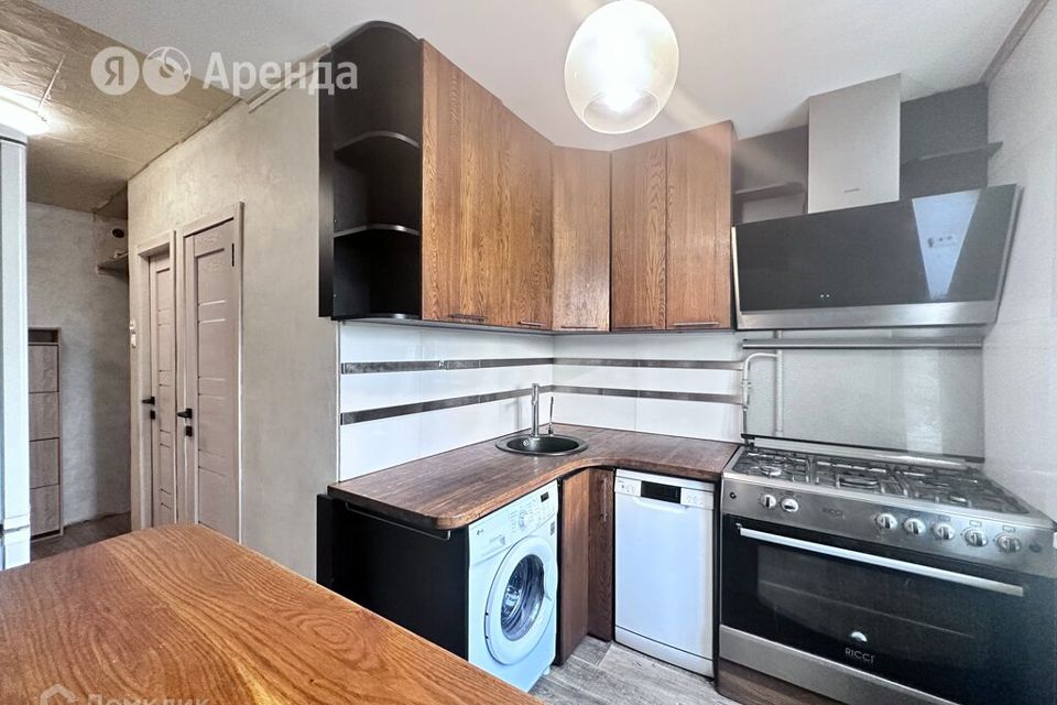 Сдаётся 3-комнатная квартира, 57 м²
