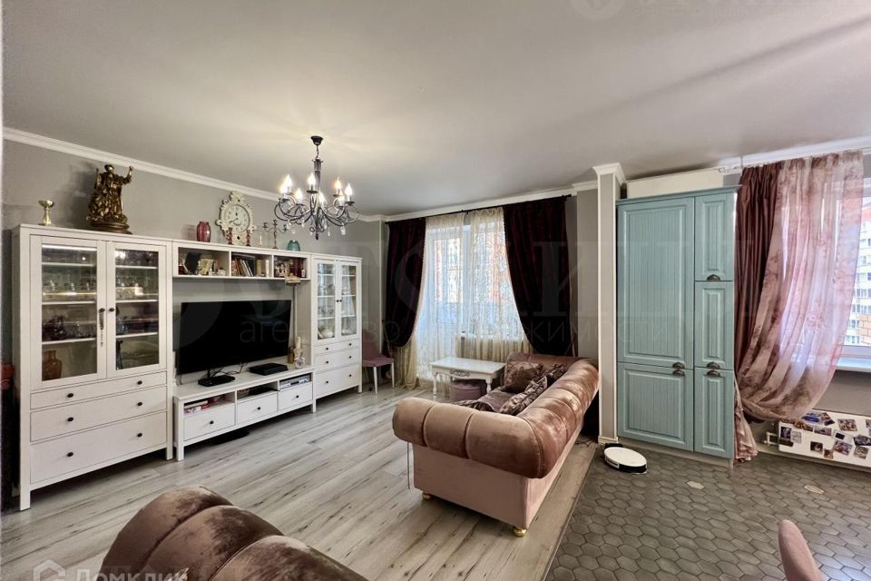 Продаётся 3-комнатная квартира, 91.4 м²