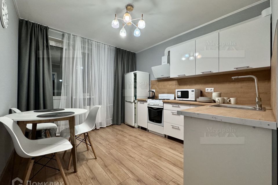 Сдаётся 1-комнатная квартира, 41 м²