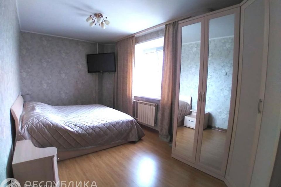 Продаётся 4-комнатная квартира, 77.8 м²
