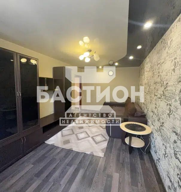 Продаётся 1-комнатная квартира, 30.4 м²
