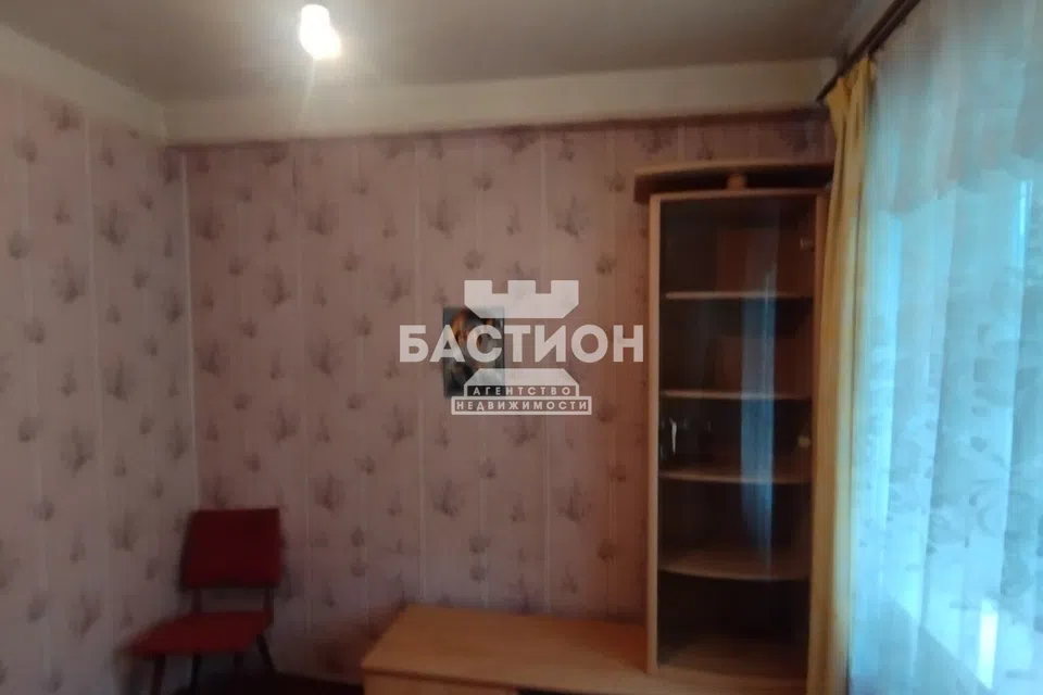 Продаётся 3-комнатная квартира, 43 м²