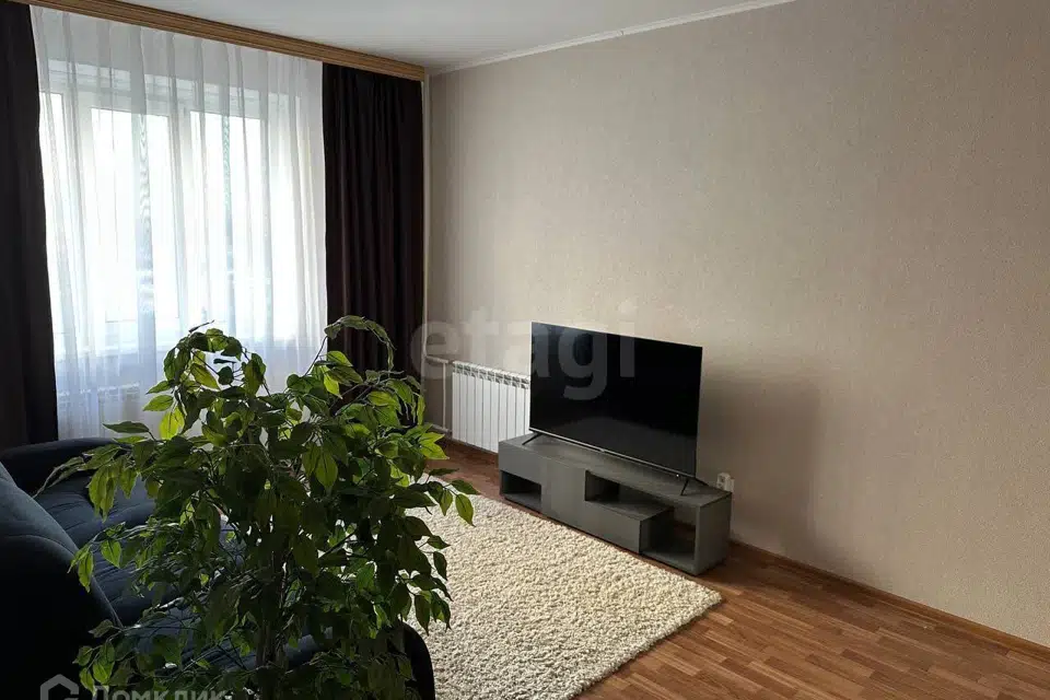 Продаётся 1-комнатная квартира, 38 м²