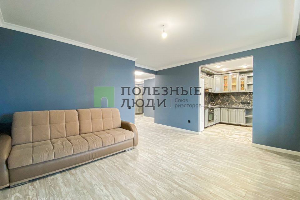 Сдаётся 3-комнатная квартира, 90 м²