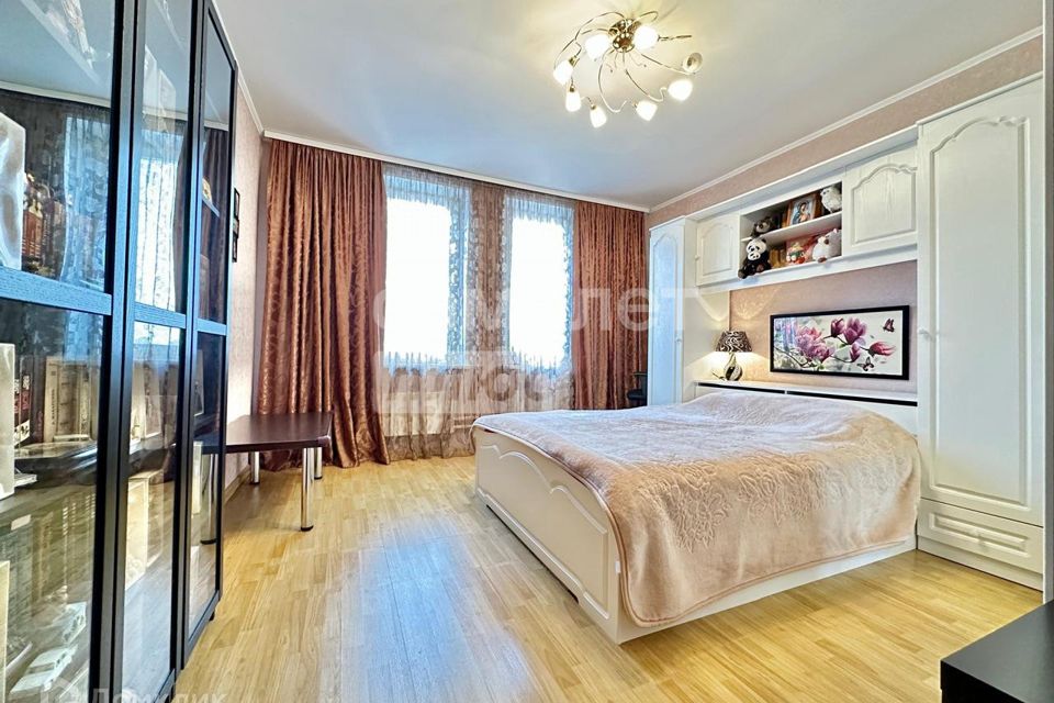 Продаётся 2-комнатная квартира, 73.8 м²