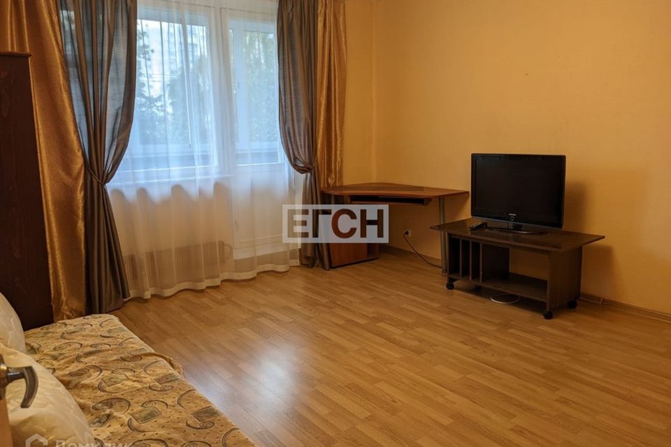 Сдаётся 1-комнатная квартира, 40 м²