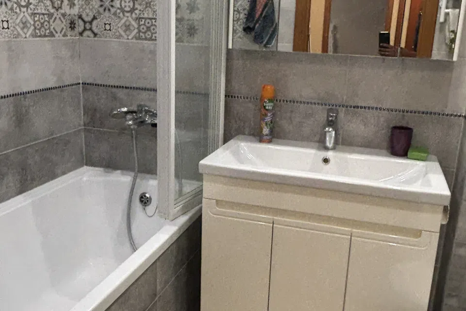 Продаётся 3-комнатная квартира, 63.7 м²