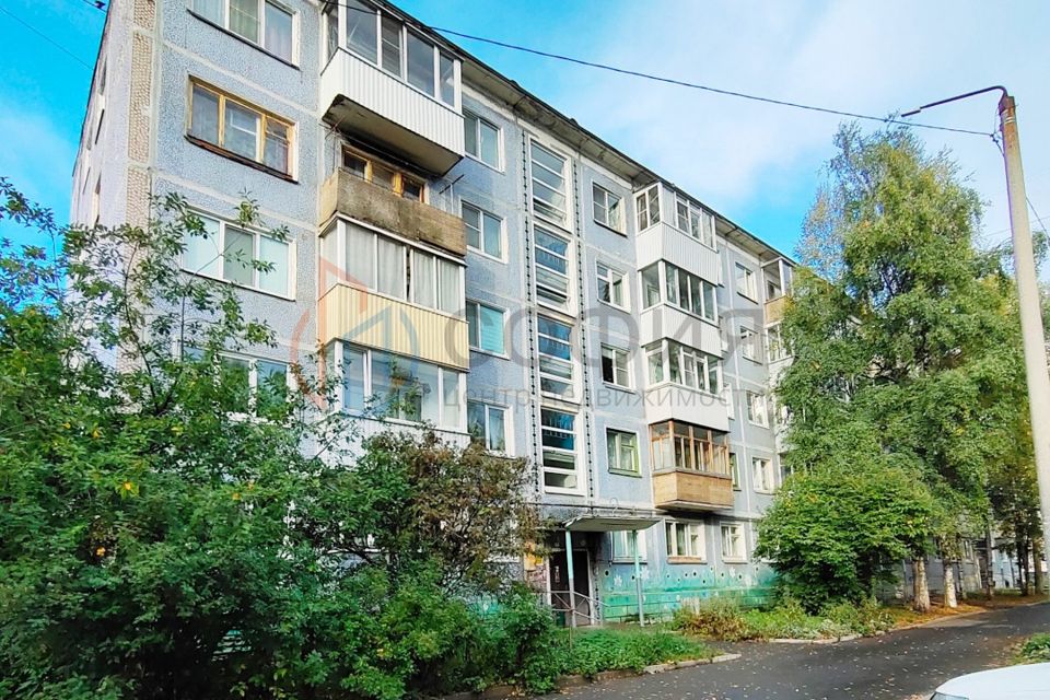 Продаётся 3-комнатная квартира, 57.7 м²