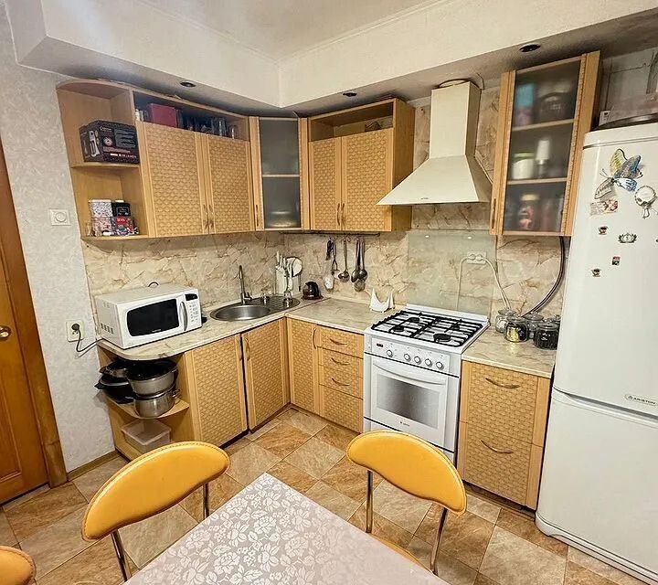 Продаётся 3-комнатная квартира, 63.4 м²