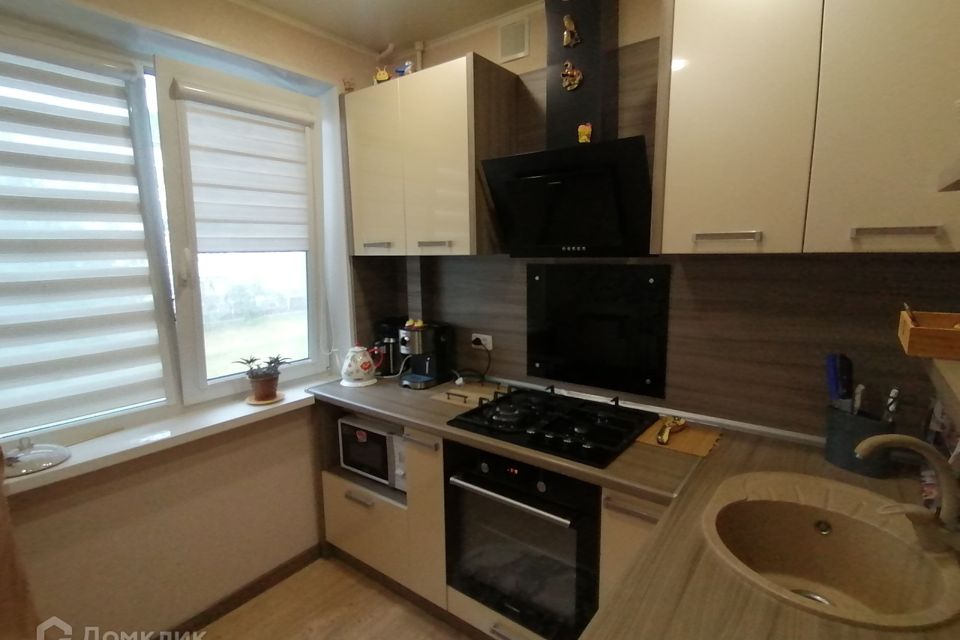 Продаётся 3-комнатная квартира, 47.4 м²