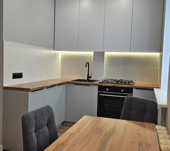 Продаётся 2-комнатная квартира, 57.4 м²