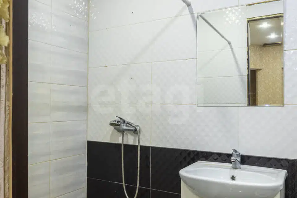 Продаётся 3-комнатная квартира, 77.3 м²