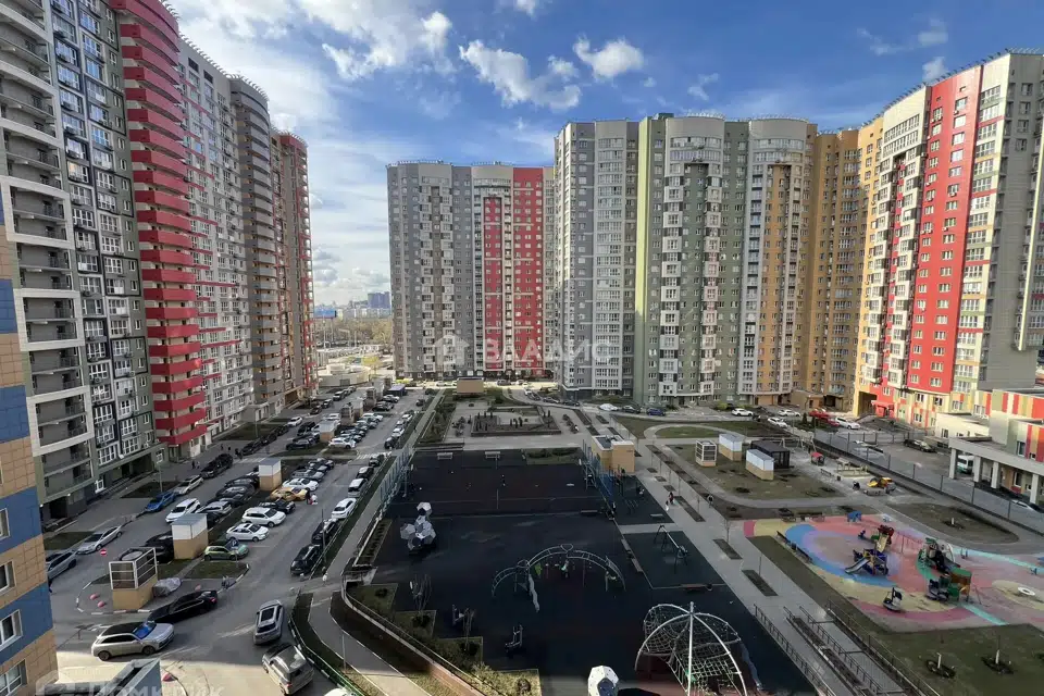 Продаётся 3-комнатная квартира, 109 м²
