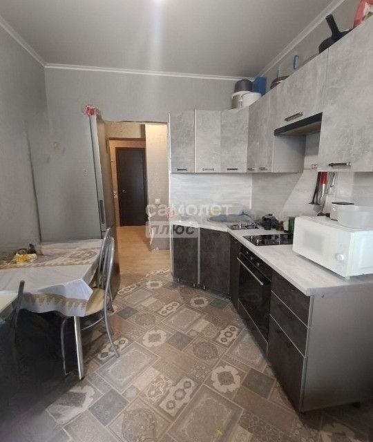 Продаётся 1-комнатная квартира, 37.7 м²