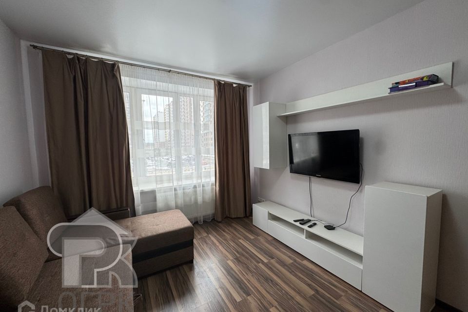 Продаётся 1-комнатная квартира, 37.9 м²