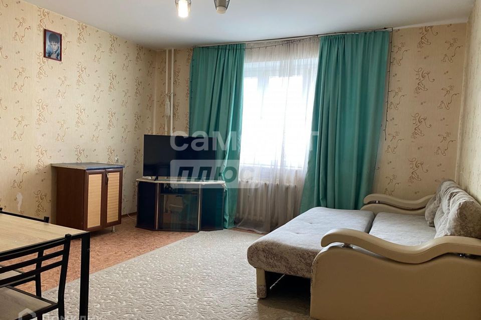 Продаётся 1-комнатная квартира, 50.3 м²