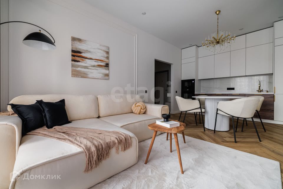 Продаётся 2-комнатная квартира, 56.9 м²