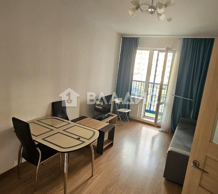Продаётся 1-комнатная квартира, 35.7 м²