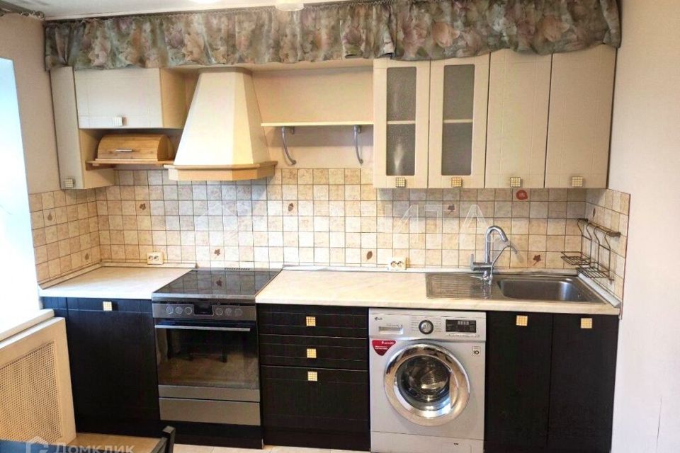 Продаётся 2-комнатная квартира, 52.7 м²