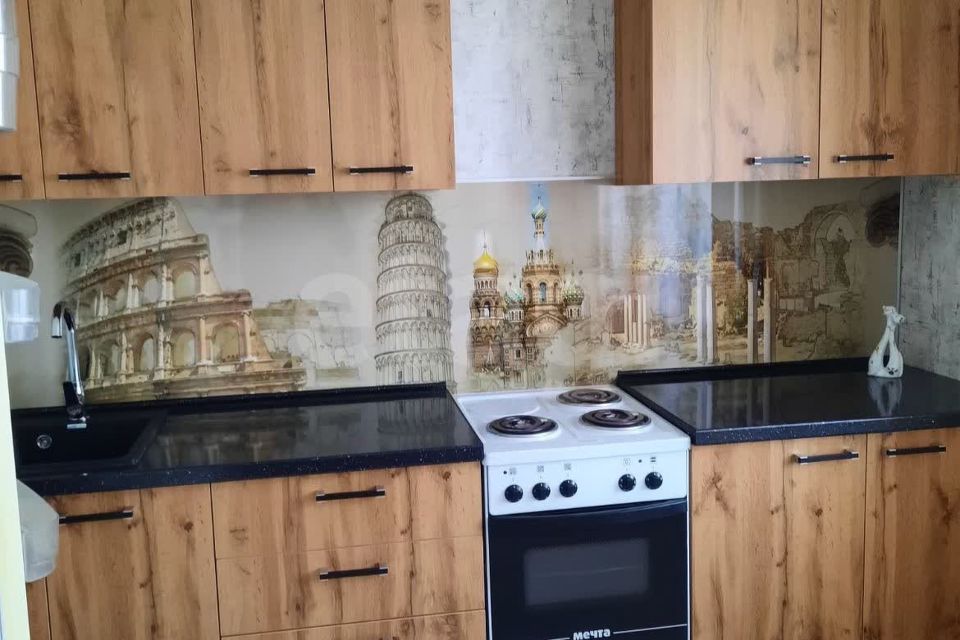 Сдаётся 1-комнатная квартира, 43 м²
