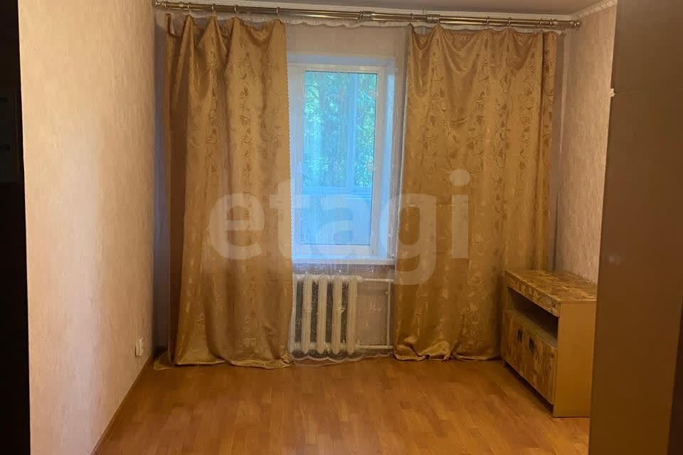 Продаётся 3-комнатная квартира, 60 м²
