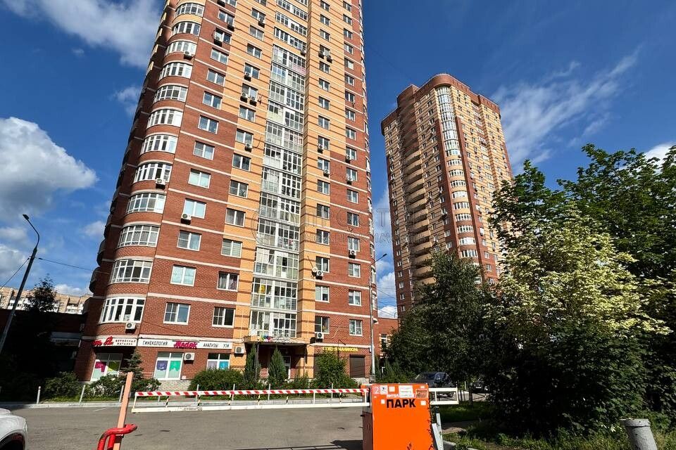 Продаётся 2-комнатная квартира, 65 м²