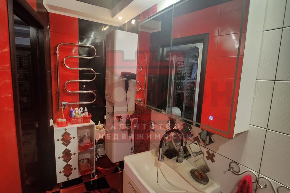 Продаётся 3-комнатная квартира, 70 м²