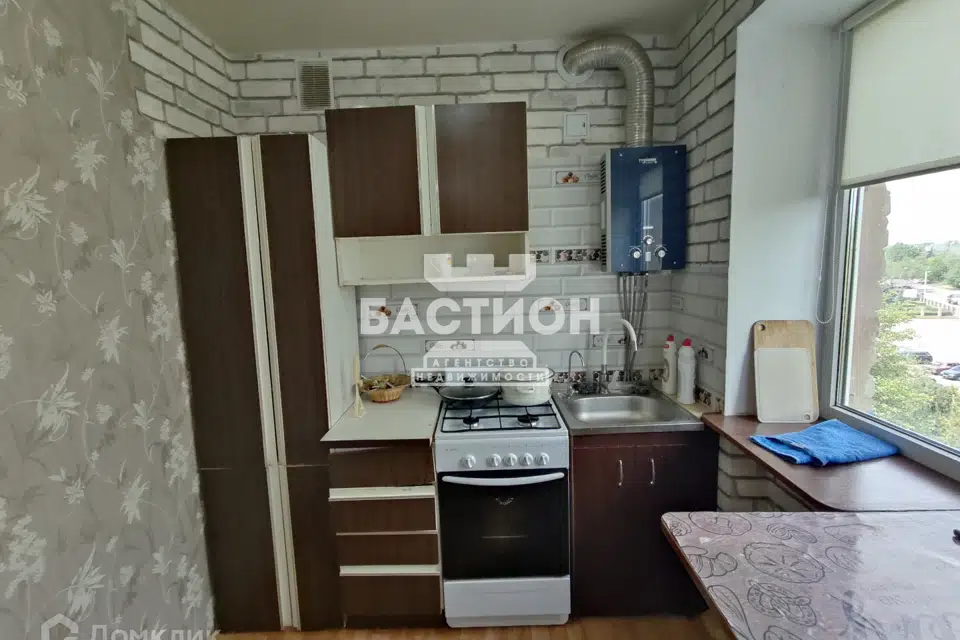 Продаётся 3-комнатная квартира, 60.8 м²