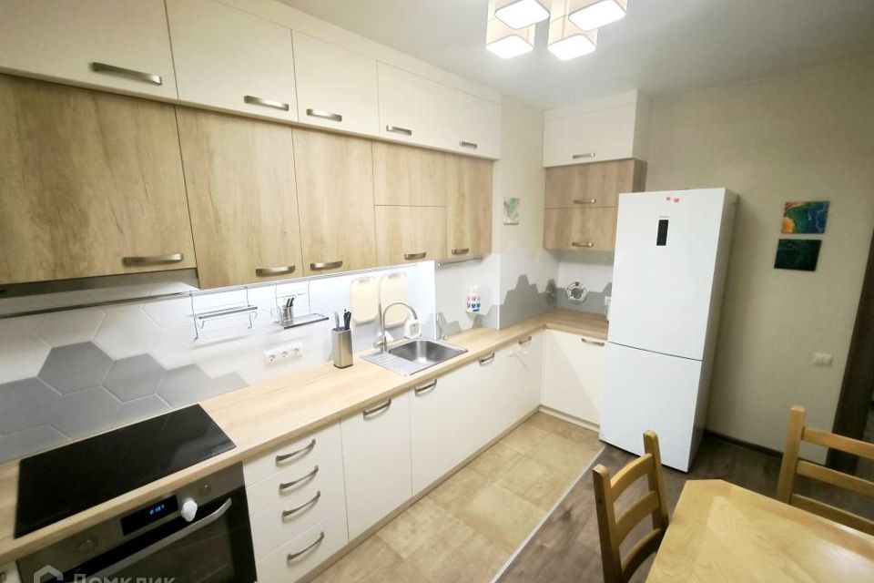Продаётся 1-комнатная квартира, 54 м²