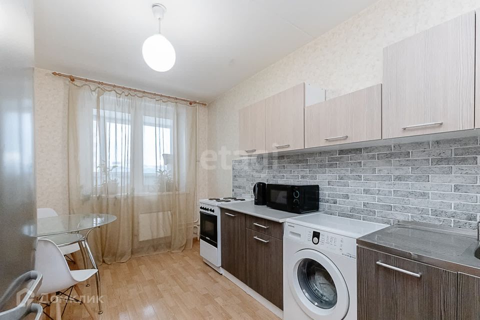 Продаётся 1-комнатная квартира, 35.3 м²