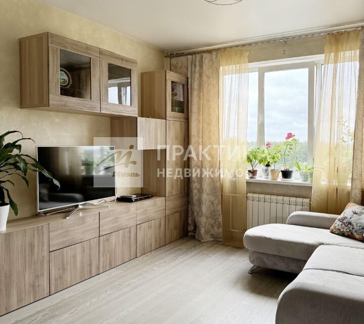 Продаётся 1-комнатная квартира, 47 м²