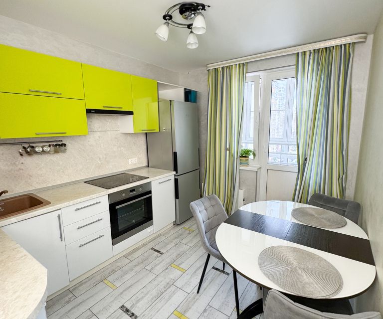 Продаётся 1-комнатная квартира, 39.5 м²
