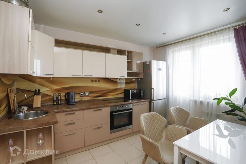 Продаётся 2-комнатная квартира, 47.6 м²