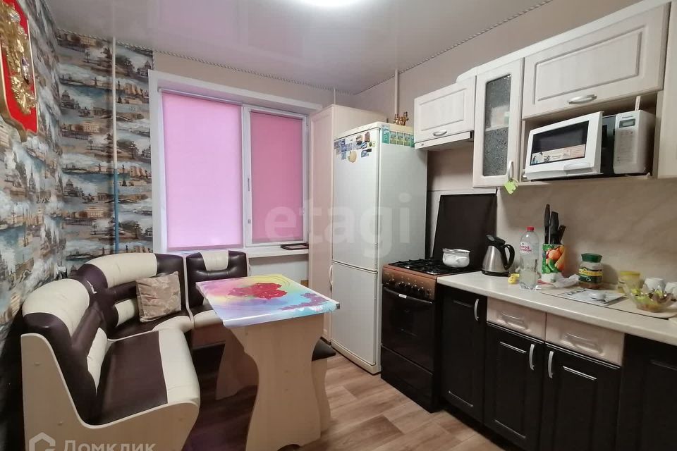 Продаётся 3-комнатная квартира, 60.3 м²