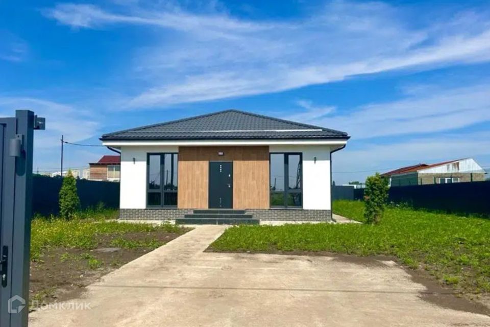 Продаётся 1-этажный дом, 122 м²