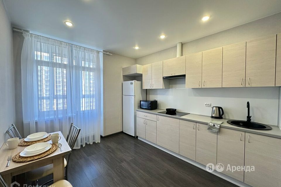 Сдаётся 1-комнатная квартира, 38 м²