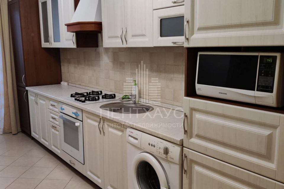 Сдаётся 2-комнатная квартира, 60 м²