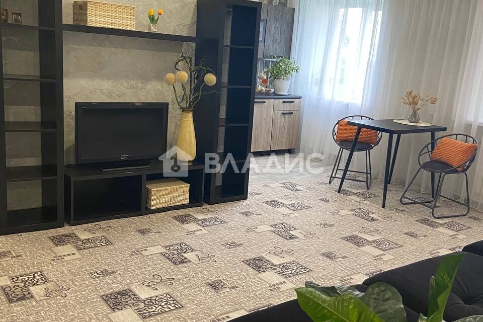 Продаётся 3-комнатная квартира, 56 м²