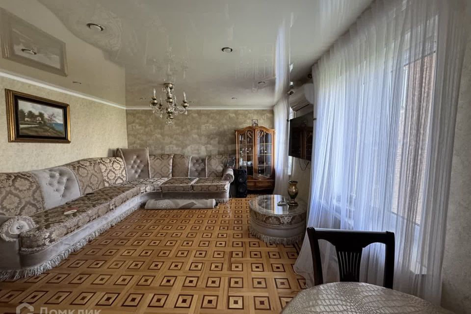 Продаётся 4-комнатная квартира, 76.7 м²