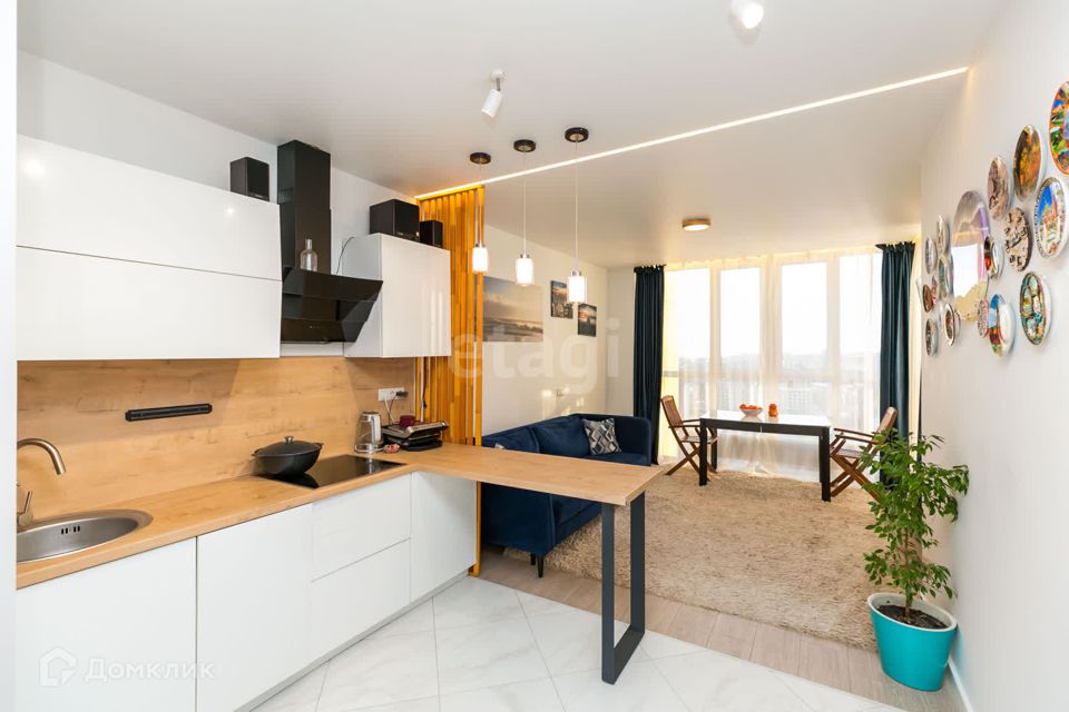 Продаётся 2-комнатная квартира, 78 м²