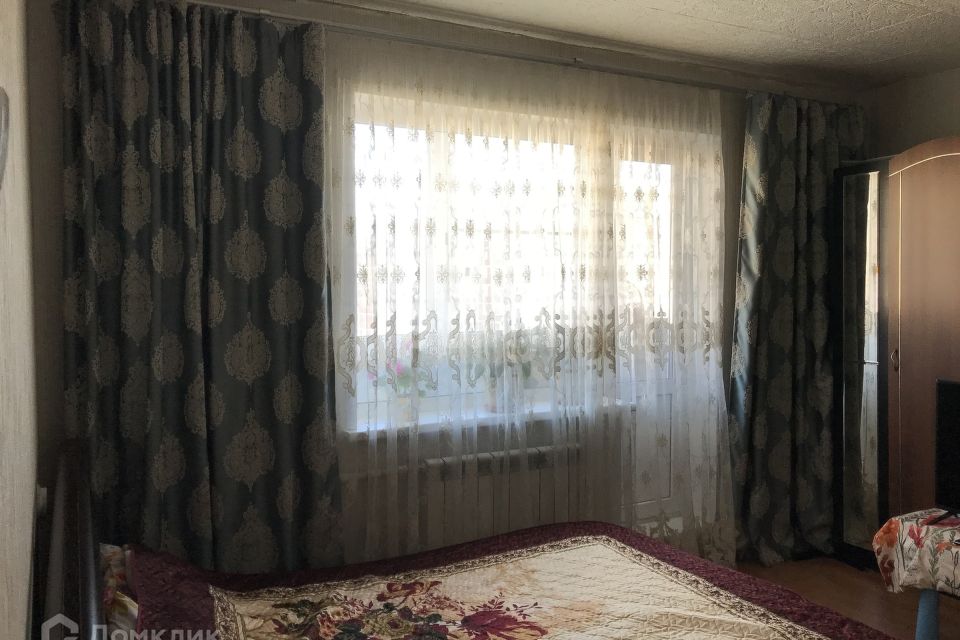 Продаётся 4-комнатная квартира, 74 м²