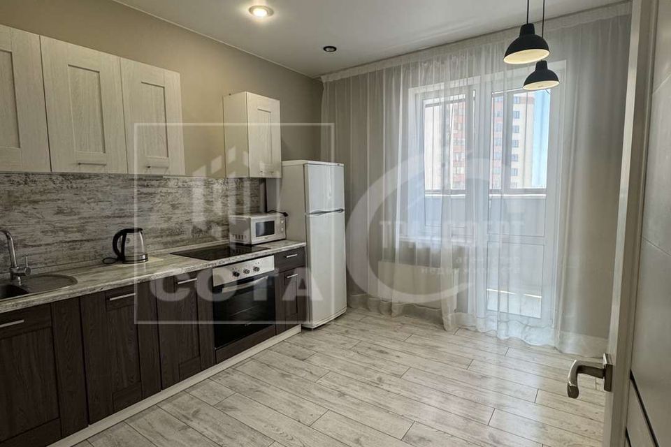 Продаётся 1-комнатная квартира, 43 м²