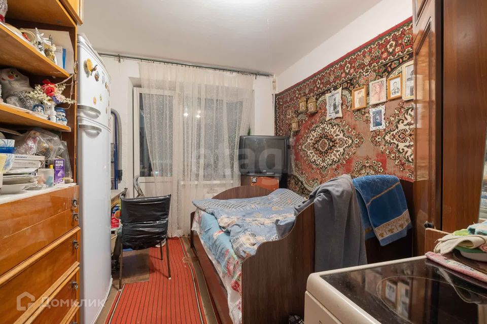 Продаётся комната в 5-комн. квартире, 14 м²