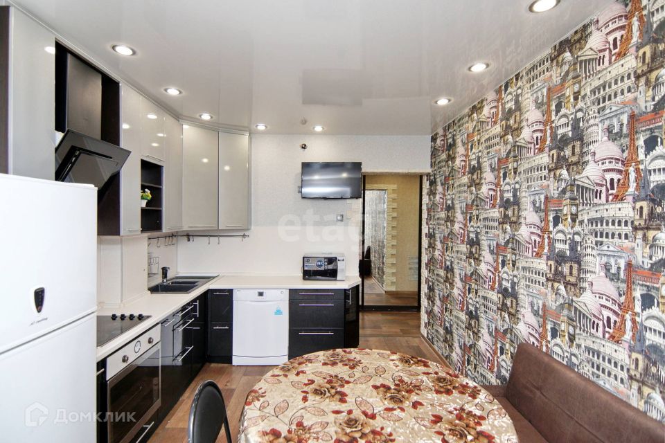 Сдаётся 2-комнатная квартира, 60 м²
