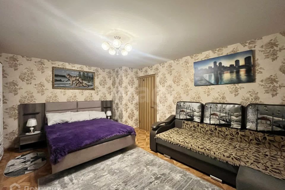 Продаётся 1-комнатная квартира, 42.2 м²