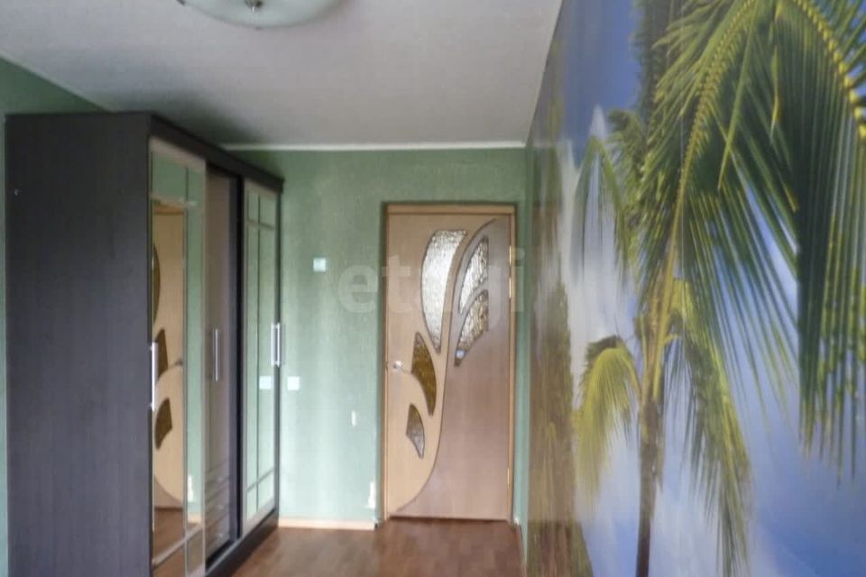 Продаётся 3-комнатная квартира, 54.9 м²
