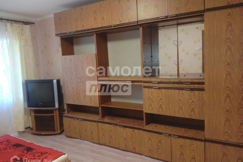 Продаётся 1-комнатная квартира, 35.6 м²