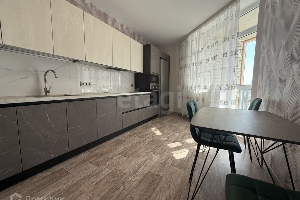 Сдаётся 2-комнатная квартира, 57.6 м²