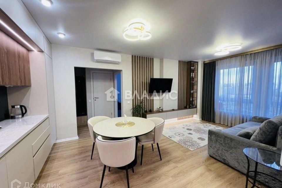 Продаётся 2-комнатная квартира, 58.5 м²